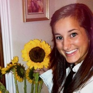 Meet your Posher, Natalie